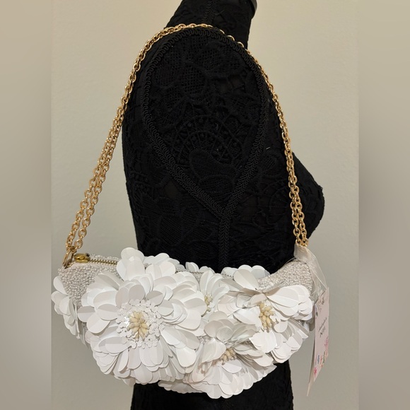 Handbags - White and Gold Floral Shoulder Bag with Chain Strap